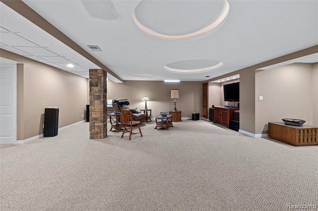 53270 Sams Lane, Chesterfield, MI 48047