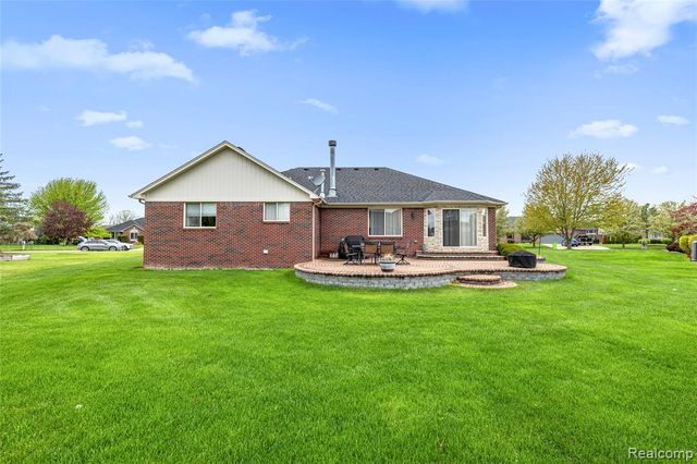 53270 Sams Lane, Chesterfield, MI 48047