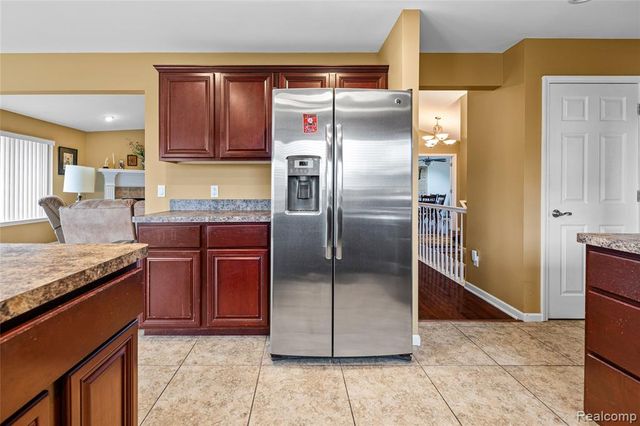 53270 Sams Lane, Chesterfield, MI 48047