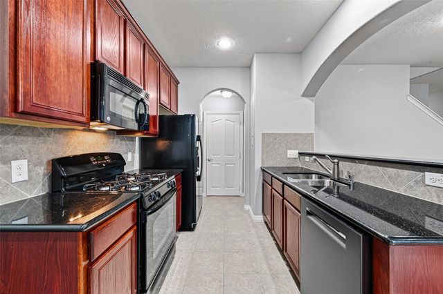 8910 Minola Oaks Drive, Houston, TX 77064