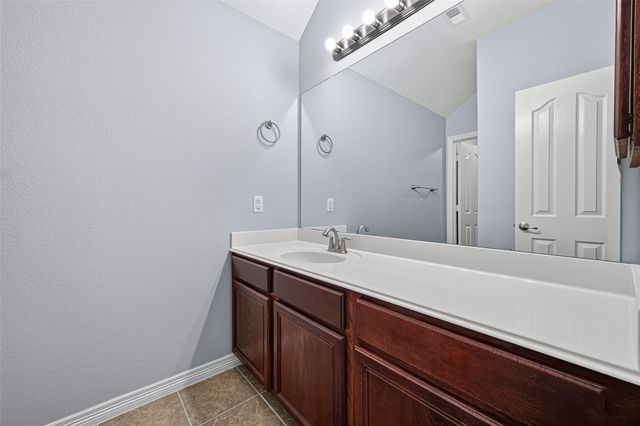 8910 Minola Oaks Drive, Houston, TX 77064
