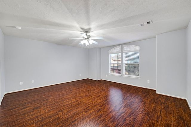 8910 Minola Oaks Drive, Houston, TX 77064