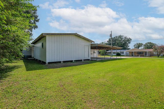 105 Daisy St, Thibodaux, LA 70301