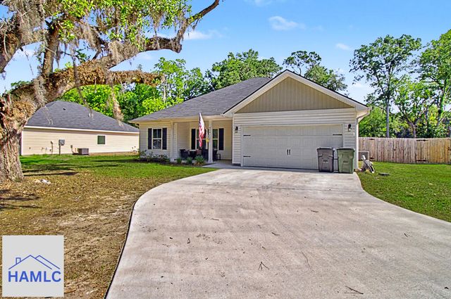 404 Talmadge Road, Allenhurst, GA 31301