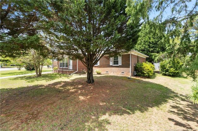 735 Amber Drive, Fayetteville, NC 28311