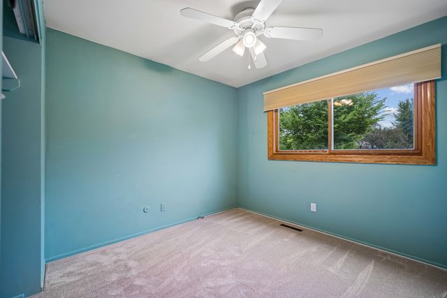 118 Dartmoor Drive, Crystal Lake, IL 60014