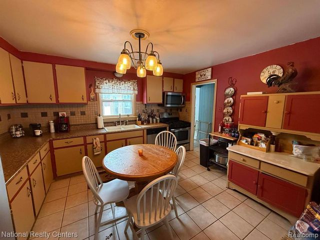 38695 Judd Road, Belleville, MI 48111