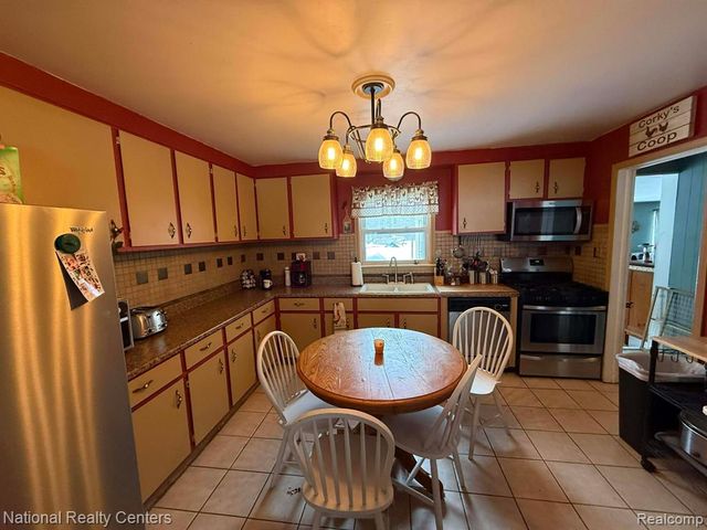 38695 Judd Road, Belleville, MI 48111