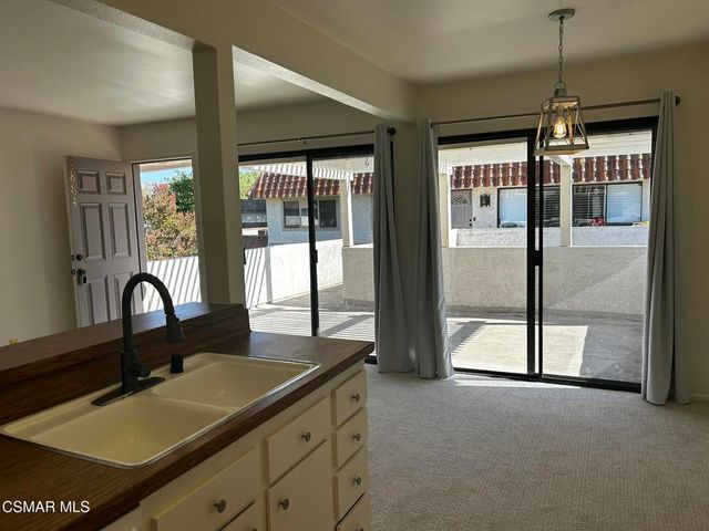 2448 Instone Court, Thousand Oaks, CA 91361