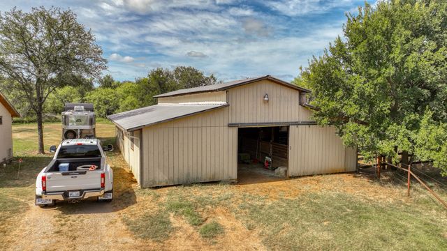 5288 Bennett Road, Millsap, TX 76066