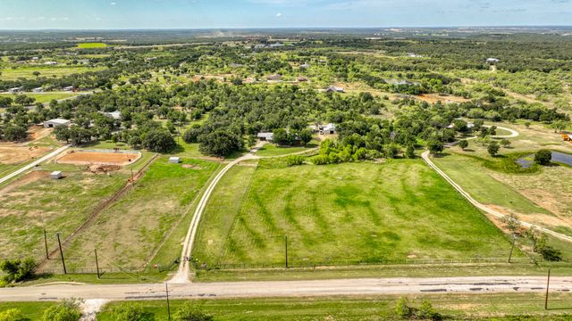 5288 Bennett Road, Millsap, TX 76066