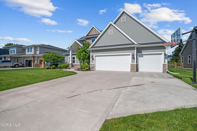 714 Delaware Drive, Perrysburg, OH 43551