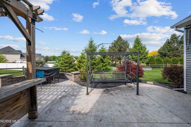 714 Delaware Drive, Perrysburg, OH 43551