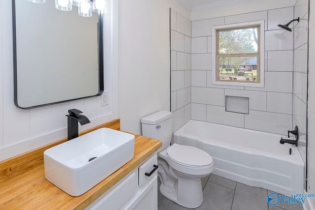 2323 Springdale Road SE, Decatur, AL 35601