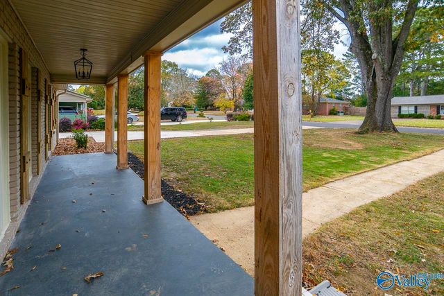 2323 Springdale Road SE, Decatur, AL 35601