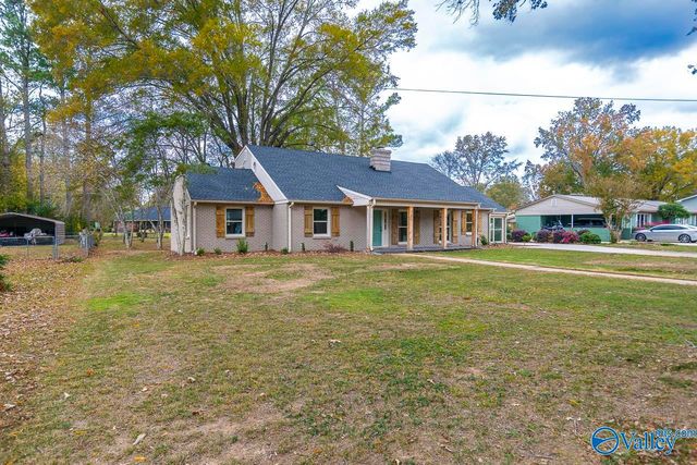 2323 Springdale Road SE, Decatur, AL 35601