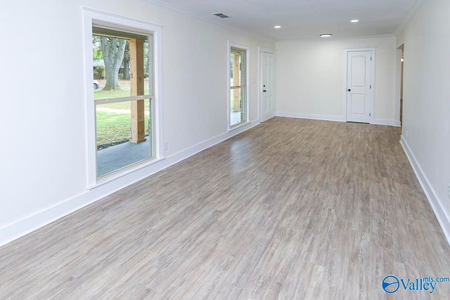 2323 Springdale Road SE, Decatur, AL 35601