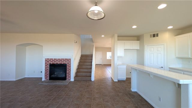 13645 Mayflower, Victorville, CA 92392