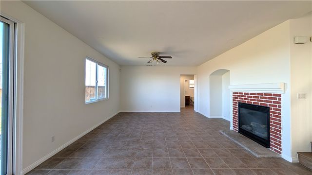 13645 Mayflower, Victorville, CA 92392
