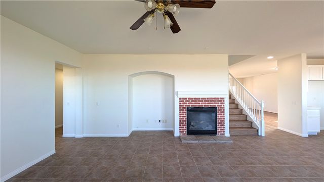 13645 Mayflower, Victorville, CA 92392