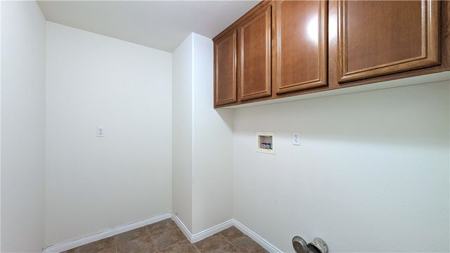 13645 Mayflower, Victorville, CA 92392