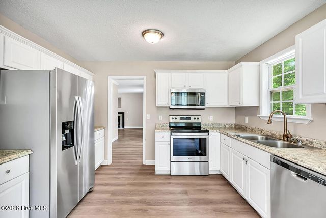 7396 Crystal Stone Court, Leland, NC 28451