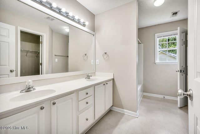 7396 Crystal Stone Court, Leland, NC 28451