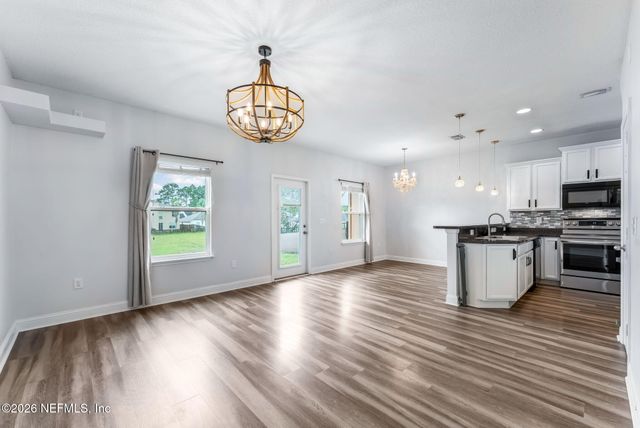 3073 ZEYNO Drive, Middleburg, FL 32068