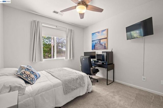 2466 Yosemite Way, Discovery Bay, CA 94505