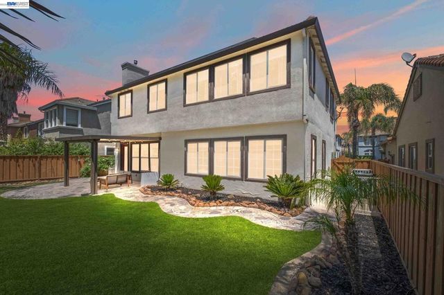 2466 Yosemite Way, Discovery Bay, CA 94505