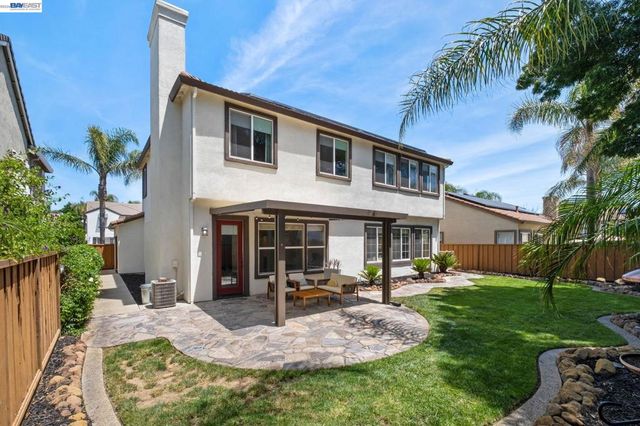 2466 Yosemite Way, Discovery Bay, CA 94505