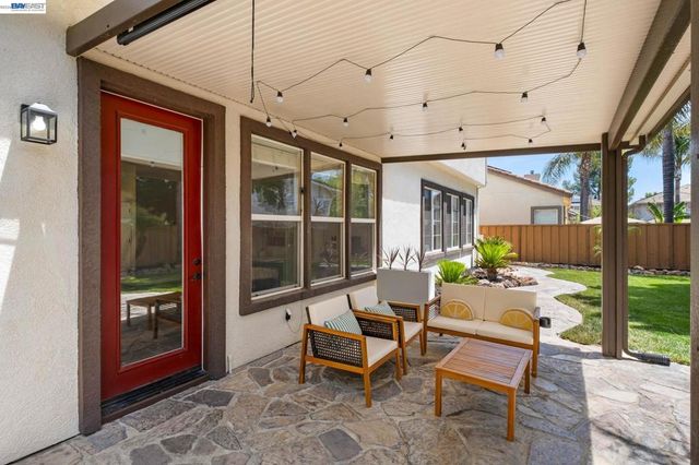 2466 Yosemite Way, Discovery Bay, CA 94505