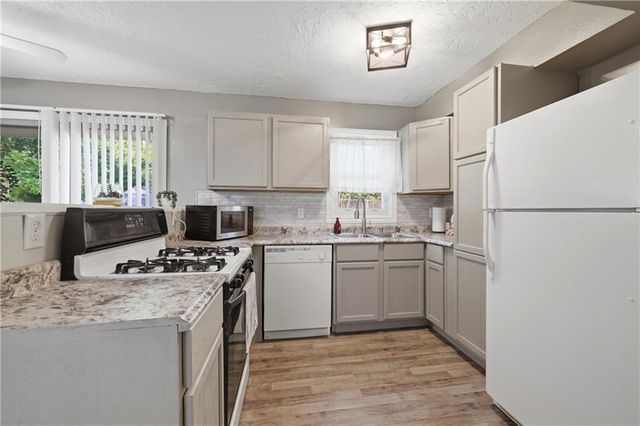 3400 N Union Street, Independence, MO 64050