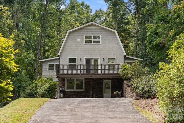 150 Mountain Laurel Lane, Fletcher, NC 28732