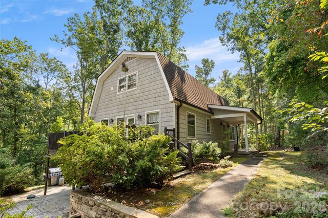 150 Mountain Laurel Lane, Fletcher, NC 28732