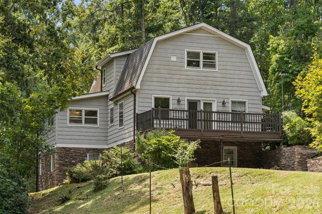 150 Mountain Laurel Lane, Fletcher, NC 28732