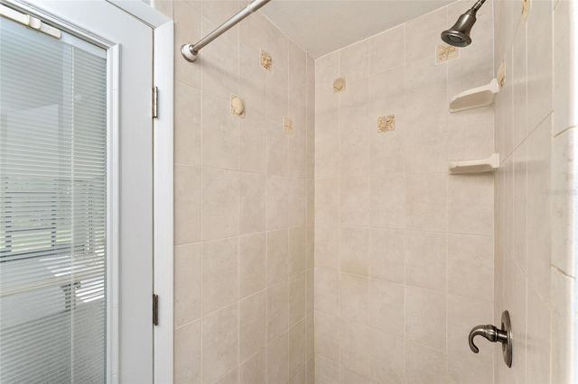 6103 NW 52ND TERRACE, Gainesville, FL 32653