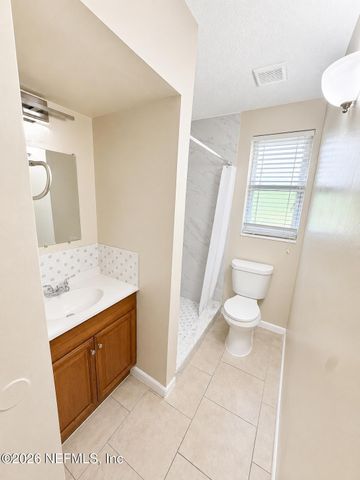 8067 PARENTAL Circle, Jacksonville, FL 32216
