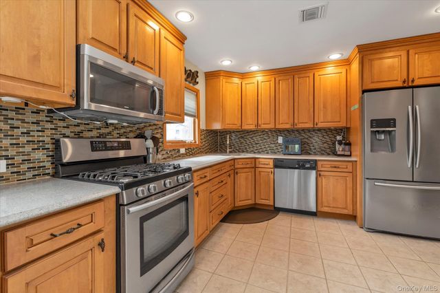 2464 Horace Court, Bellmore, NY 11710
