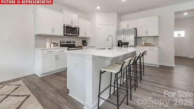 11312 Cardinal Creek Avenue, Charlotte, NC 28215