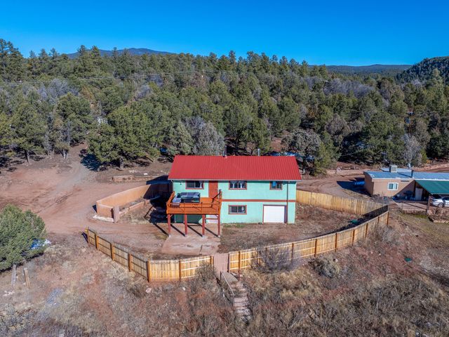 11 Eusebio Road, Glorieta, NM 87535