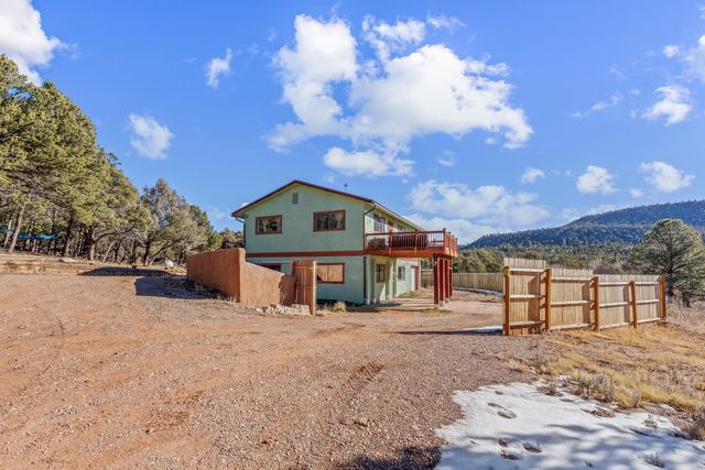 11 Eusebio Road, Glorieta, NM 87535