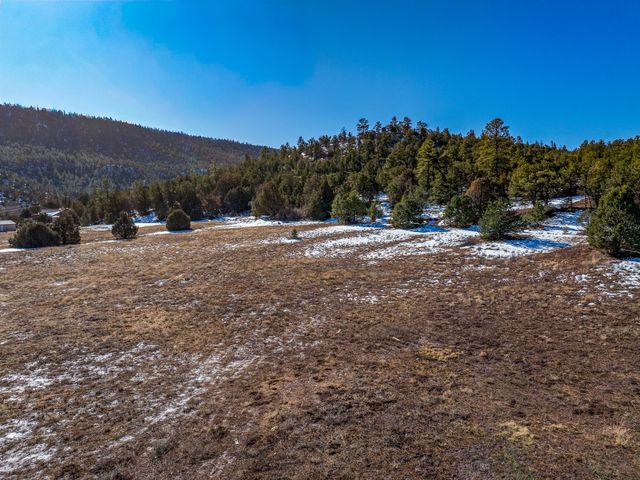 11 Eusebio Road, Glorieta, NM 87535