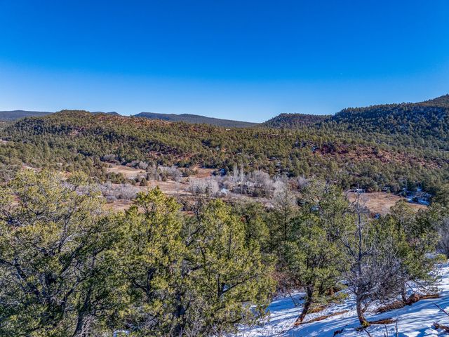 11 Eusebio Road, Glorieta, NM 87535