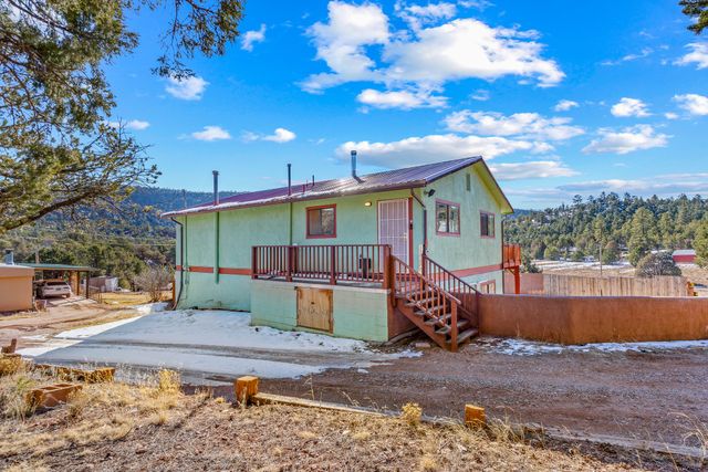 11 Eusebio Road, Glorieta, NM 87535