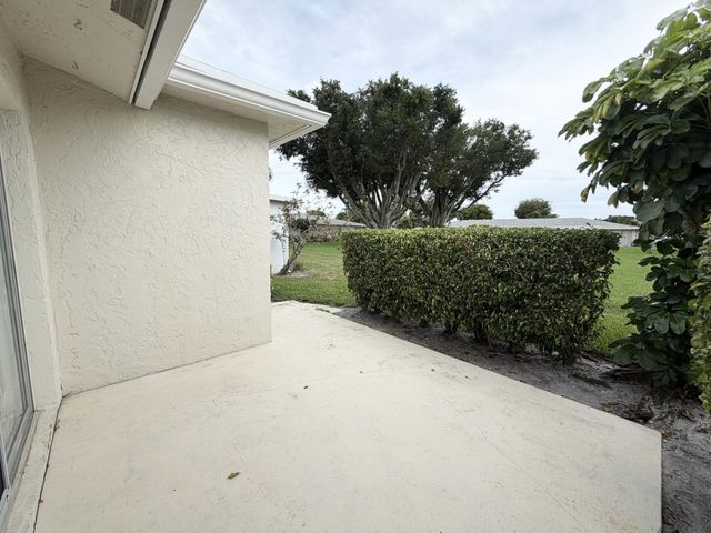 2520 Pansey Lane D, Delray Beach, FL 33445
