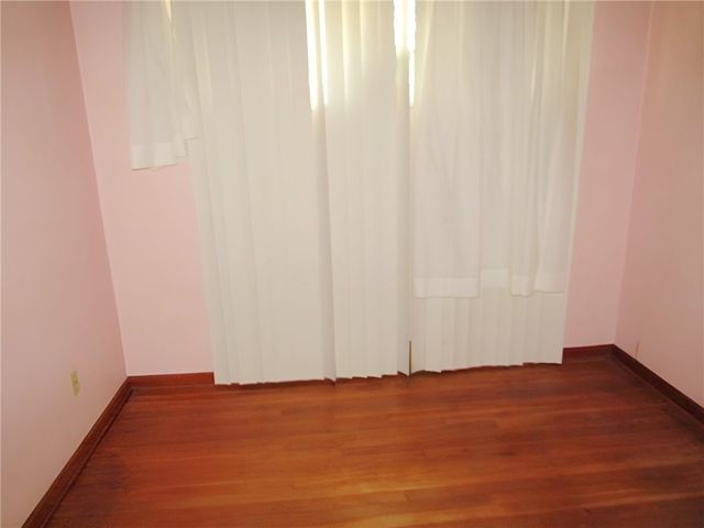 571 Grove Rd, Penn Hills, PA 15147