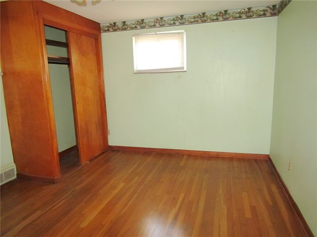 571 Grove Rd, Penn Hills, PA 15147