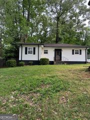 1667 Glencove Avenue SE, Atlanta, GA 30317