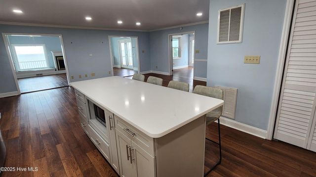 197 Pamlico Parkway, Beaufort, NC 28516